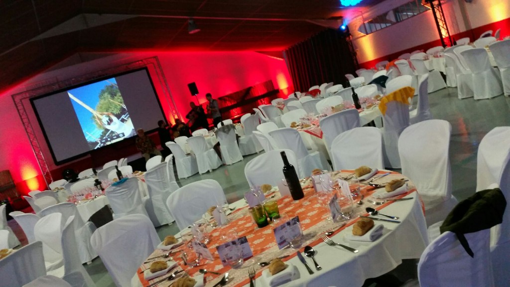 Salle de diner de gala convention